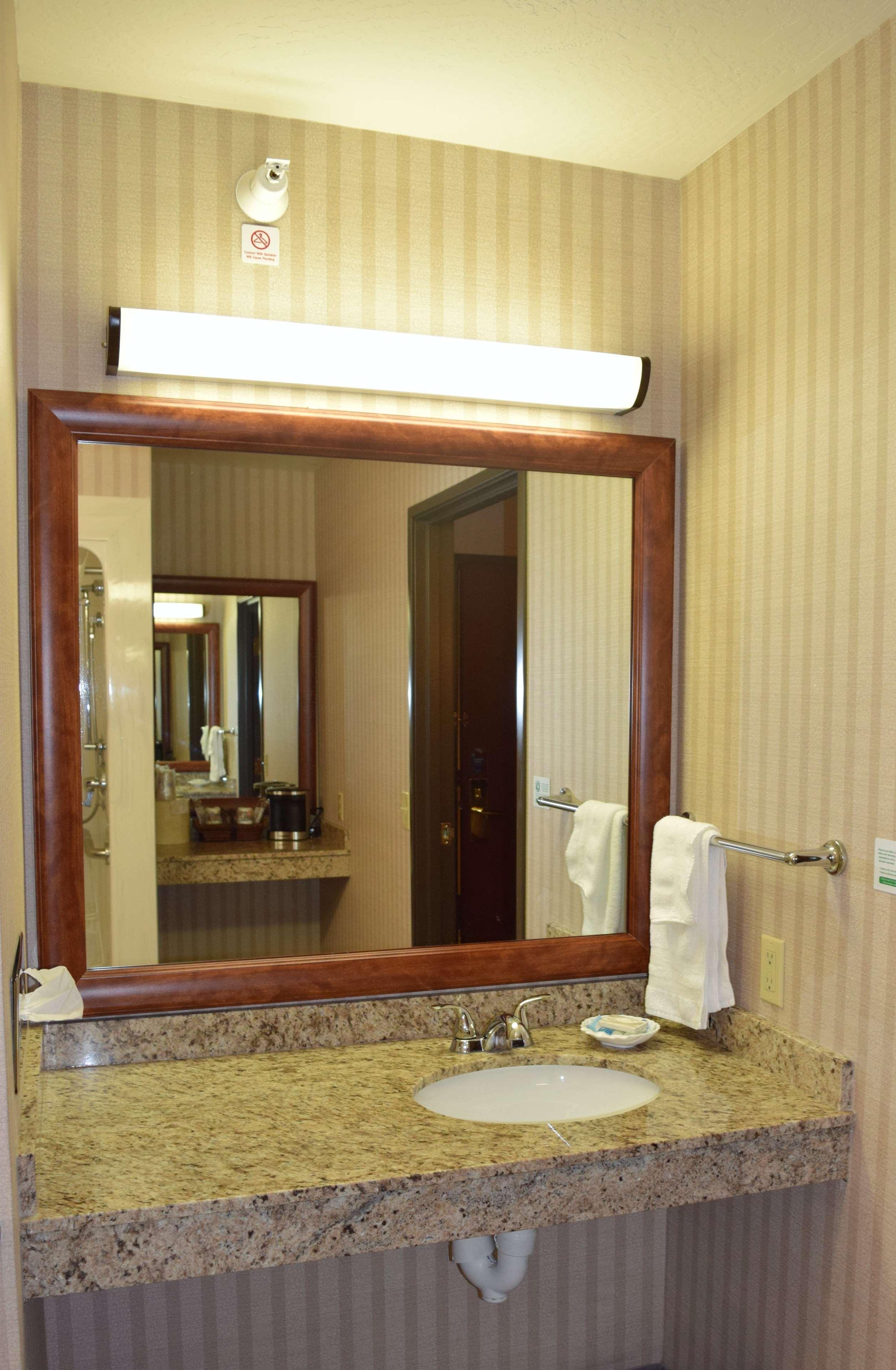 Best Western Plus Great Northern Inn Havre Exterior photo